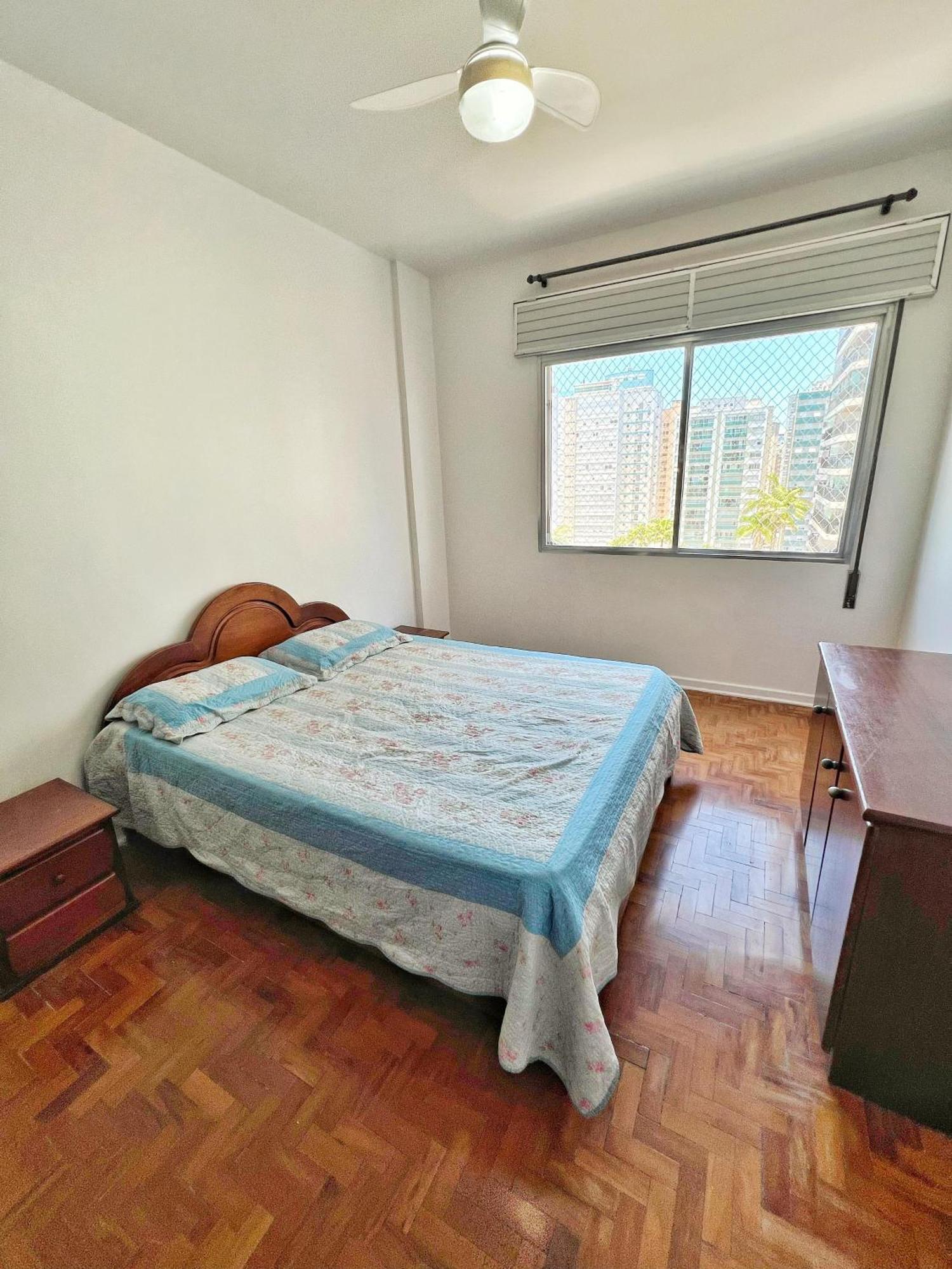 Apartamento 4 Quartos, 3 Banheiros, Vista Para O Mar Pitangueiras, Sacada, 1 Vaga De Garagem, Apenas 50 Metros Do Mar Guarujá Zewnętrze zdjęcie
